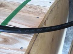 ADSS光缆厂家与其他类型光缆的比较和区别